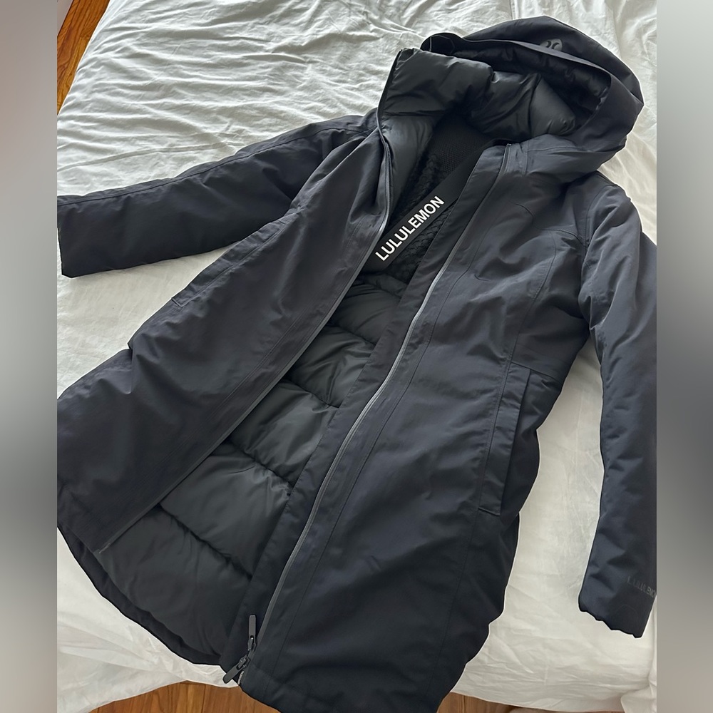 SNOW WARRIOR PARKA Lululemon